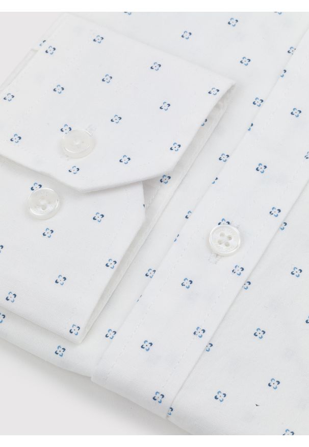 PAKO LORENTE – Biała koszula z długimi rękawami w mikrowzór P24SF-1X-023-B-S -Pako Lorente. Okazja: na co dzień. Kolor: biały. Materiał: jeans, elastan. Długość rękawa: długi rękaw. Długość: długie. Styl: casual