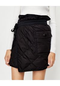 MONCLER - Pikowana spódnica mini. Kolor: czarny. Materiał: materiał. Styl: klasyczny, sportowy #1