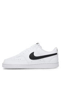Nike COURT VISION LO BE Sneakersy męskie. Okazja: na co dzień, na spacer. Kolor: biały. Materiał: guma, syntetyk, skóra. Szerokość cholewki: normalna. Sezon: lato. Model: Nike Court. Sport: turystyka piesza