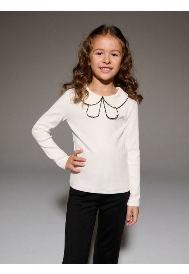 Sinsay - Prążkowana bluzka - biały. Kolor: biały. Materiał: prążkowany