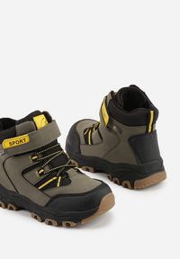 Born2be - Zielone Botki w Trekkingowym Stylu Vices Zapinane na Rzep Nelanella. Okazja: na uczelnię, na spacer. Zapięcie: rzepy. Kolor: zielony. Materiał: jeans. Wzór: kolorowy. Styl: elegancki