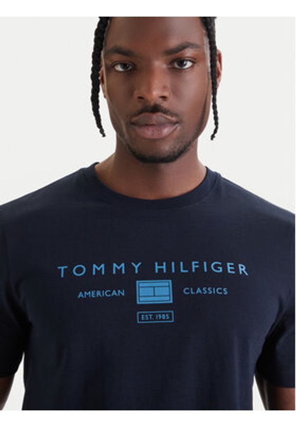 TOMMY HILFIGER - Tommy Hilfiger T-Shirt Brand Love MW0MW42365 Granatowy Regular Fit. Kolor: niebieski. Materiał: bawełna