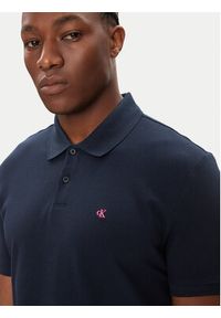 Calvin Klein Jeans Polo LV040EM269 Granatowy Regular Fit. Typ kołnierza: polo. Kolor: niebieski. Materiał: bawełna #5