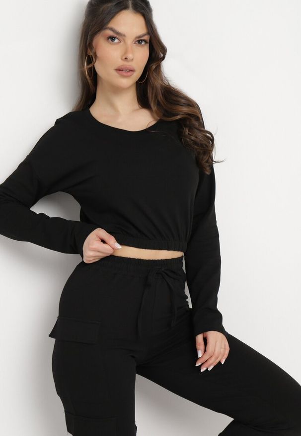 Born2be - Czarny Komplet Dresowy ze Ściągaczami i Bocznymi Kieszeniami Tritama. Kolor: czarny. Materiał: dresówka