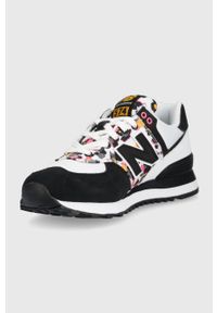 New Balance sneakersy WL574WP2 kolor czarny. Nosek buta: okrągły. Zapięcie: sznurówki. Kolor: czarny. Materiał: guma. Obcas: na platformie. Model: New Balance 574