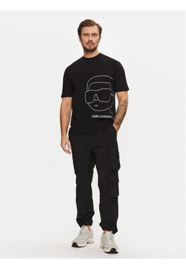 Karl Lagerfeld - KARL LAGERFELD T-Shirt 755197 551225 Czarny Regular Fit. Typ kołnierza: dekolt w karo. Kolor: czarny. Materiał: bawełna