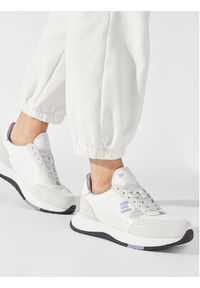 Emporio Armani Sneakersy X3X160 XN821 S770 Biały. Kolor: biały. Materiał: skóra #7