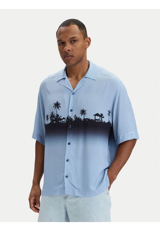 BOSS Koszula Lapisy_M 50559633 Błękitny Relaxed Fit. Kolor: niebieski. Materiał: wiskoza