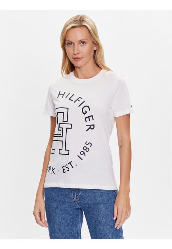 TOMMY HILFIGER - Tommy Hilfiger T-Shirt Exploded WW0WW40051 Biały Regular Fit. Kolor: biały. Materiał: bawełna
