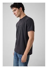 Guess T-Shirt 183291 Czarny Classic Fit. Kolor: czarny #3