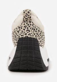 Born2be - Beżowe Sneakersy Vices na Grubej Podeszwie z Motywem Panterki i Naszywką Selarisa. Okazja: na co dzień. Kolor: beżowy. Materiał: jeans. Wzór: motyw zwierzęcy, aplikacja #8