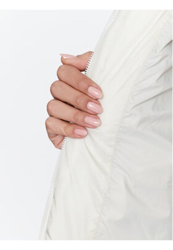 CMP Kurtka zimowa 33K3696 Biały Regular Fit. Kolor: biały. Materiał: syntetyk. Sezon: zima