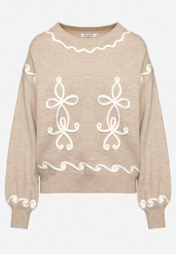 Born2be - Beżowy Sweter z Wiskozą Ozdobiony Haftem Senorwen. Okazja: na co dzień. Kolor: beżowy. Materiał: wiskoza. Wzór: aplikacja, haft. Styl: sportowy, klasyczny, elegancki, casual