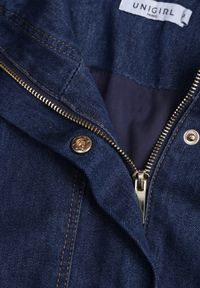 Born2be - Ciemnoniebieska Jeansowa Kurtka Przejściowa z Bawełny o Kroju Bombki z Kołnierzykiem Jotima. Okazja: na co dzień, na randkę. Kolor: niebieski. Materiał: bawełna, jeans. Styl: casual, elegancki #7