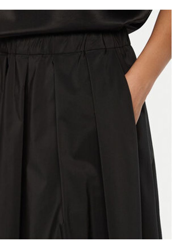 Weekend Max Mara Spódnica trapezowa Curvato 2515101011 Czarny Regular Fit. Kolor: czarny. Materiał: bawełna, syntetyk