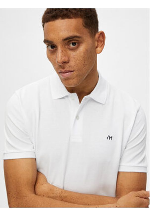 Selected Homme Polo 16087839 Biały Regular Fit. Typ kołnierza: polo. Kolor: biały. Materiał: bawełna