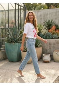 Sinsay - Bawełniana koszulka z nadrukiem - biały. Kolor: biały. Materiał: bawełna. Wzór: nadruk #1