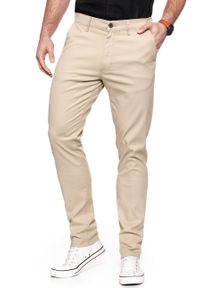 Wrangler - WRANGLER SPODNIE MĘSKIE CHINO CAMEL WASHED W16LHE49J. Materiał: materiał #7