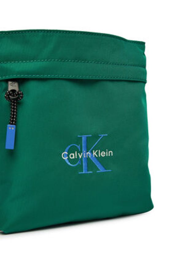 Calvin Klein Saszetka Bold Flatpack LV04D3178G Zielony. Kolor: zielony. Materiał: materiał