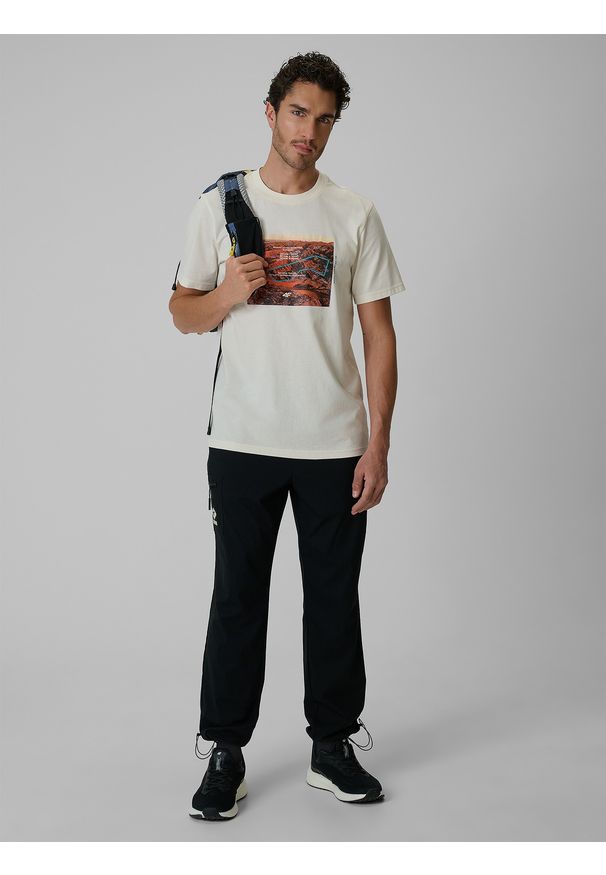 4f - 4F T-shirt regular z nadrukiem męski - biały M. Okazja: na co dzień. Kolor: biały. Materiał: materiał. Wzór: nadruk. Styl: casual, sportowy