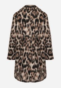 Born2be - Brązowy Dwurzędowy Płaszcz w Panterkę z Wsuwanymi Kieszeniami Niathriel. Okazja: na co dzień. Kolor: brązowy. Długość rękawa: długi rękaw. Długość: długie. Wzór: motyw zwierzęcy. Styl: wizytowy, klasyczny, casual #4