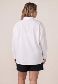 Born2be - Biała Bawełniana Koszula o Kroju Oversize Nororena. Okazja: na co dzień. Kolor: biały. Materiał: bawełna. Styl: elegancki, casual #7