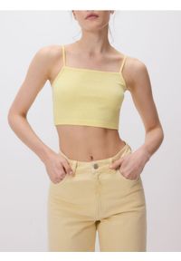 Reserved - Krótki top na ramiączkach - jasnożółty. Kolor: żółty. Materiał: bawełna, dzianina. Długość rękawa: na ramiączkach. Długość: krótkie #1