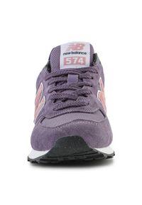 Buty New Balance W WL574TP2 fioletowe. Okazja: na co dzień. Zapięcie: sznurówki. Kolor: fioletowy. Materiał: guma, skóra. Szerokość cholewki: normalna. Model: New Balance 574 #6