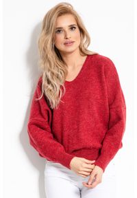 Fobya - Luźny oversizowy sweter z dekoltem w serek czerwony. Typ kołnierza: dekolt w serek. Kolor: czerwony. Materiał: wełna, poliester, akryl, poliamid. Długość rękawa: długi rękaw. Długość: długie #1