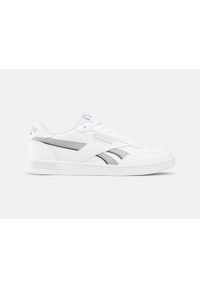 Buty na co dzień Reebok Court Advance. Okazja: na co dzień. Kolor: biały. Materiał: materiał, skóra, syntetyk. Szerokość cholewki: normalna. Sport: turystyka piesza
