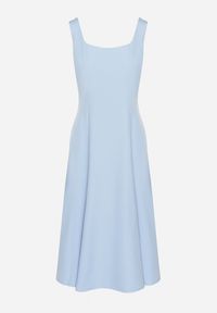 Born2be - Niebieska Klasyczna Sukienka o Rozkloszowanym Kroju Delure. Okazja: na imprezę. Typ kołnierza: dekolt kwadratowy. Kolor: niebieski. Wzór: aplikacja. Styl: klasyczny #6