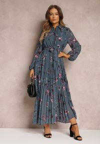 Renee - Granatowa Sukienka Plisowana w Kwiaty Emiranda. Kolor: niebieski. Materiał: tkanina. Wzór: kwiaty #3