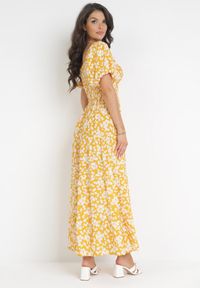 Born2be - Żółta Rozkloszowana Sukienka Maxi w Kwiaty Casceia. Kolor: żółty. Wzór: kwiaty. Długość: maxi
