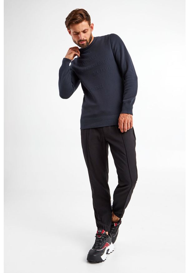 Armani Exchange - SPODNIE ARMANI EXCHANGE. Okazja: na co dzień. Wzór: aplikacja. Styl: casual