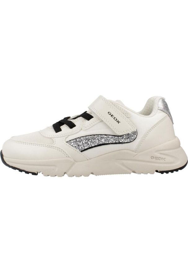 Tenisówki Geox Model J Loftus Kolor Beżowy. Kolor: wielokolorowy, szary, beżowy. Materiał: tkanina, syntetyk. Sport: turystyka piesza