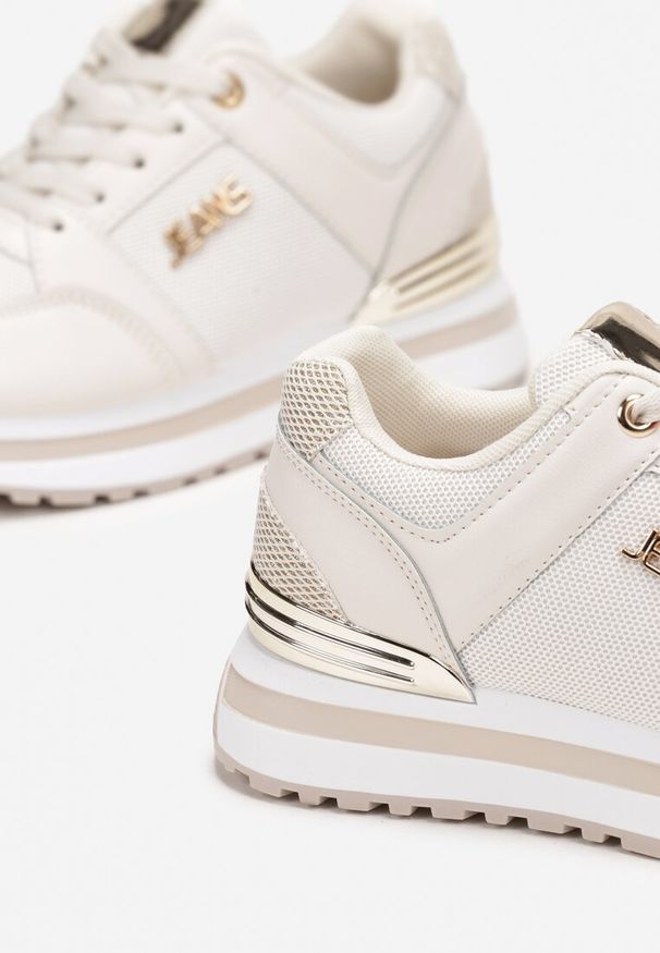 Born2be - Beżowe Sneakersy na Grubej Podeszwie z Metaliczną Wstawką i Brokatem Lev. Kolor: beżowy