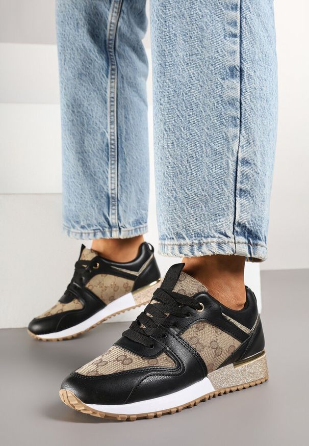Renee - Czarno-Brązowe Sneakersy Ozdobione Metaliczną Aplikacją i Przeszyciami Soltia. Kolor: czarny. Wzór: aplikacja