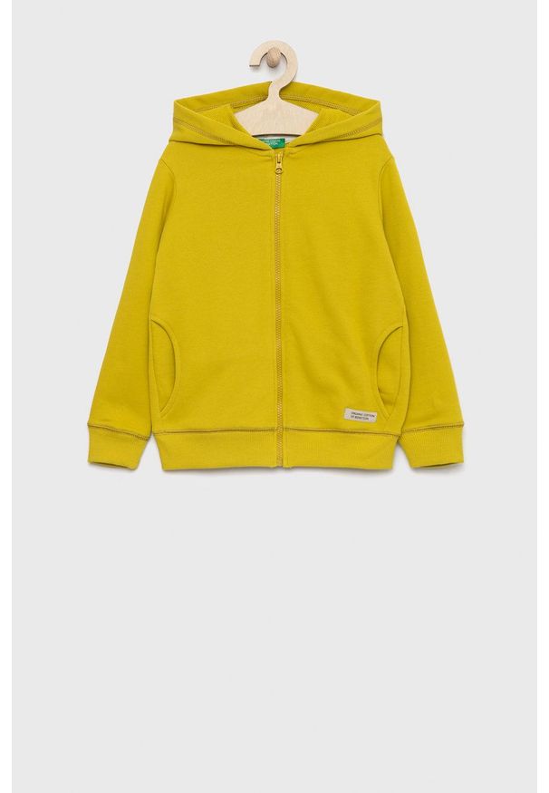 United Colors of Benetton bluza bawełniana dziecięca kolor zielony z kapturem gładka. Okazja: na co dzień. Typ kołnierza: kaptur. Kolor: zielony. Materiał: bawełna. Wzór: gładki. Styl: casual
