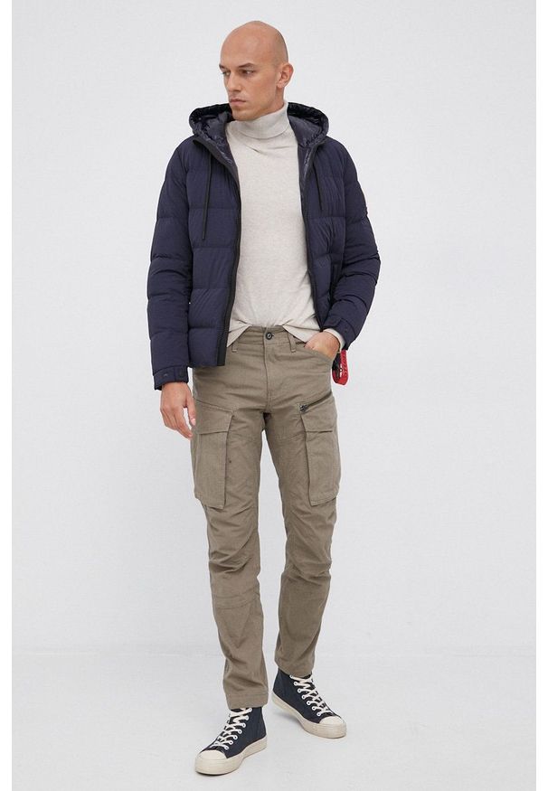 G-Star RAW - G-Star Raw Spodnie męskie kolor zielony w fasonie cargo. Okazja: na co dzień. Kolor: zielony. Materiał: poliester, bawełna, tkanina. Wzór: gładki. Styl: casual