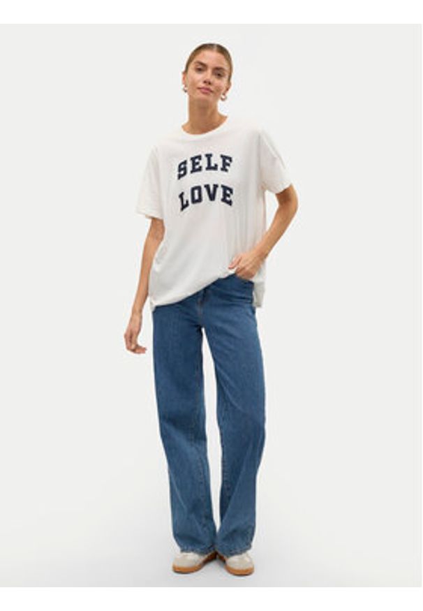 Vero Moda T-Shirt Halle 10321318 Biały Loose Fit. Kolor: biały. Materiał: bawełna