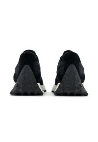 Buty unisex New Balance U327SWB – czarne. Okazja: na co dzień. Kolor: czarny. Materiał: guma, skóra, materiał. Szerokość cholewki: normalna #3