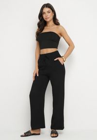 Born2be - Czarne Spodnie o Szerokim Kroju z Wysokim Stanem i Gumką w Talii Saviellea. Okazja: na co dzień. Stan: podwyższony. Kolor: czarny. Styl: klasyczny, casual, elegancki #7