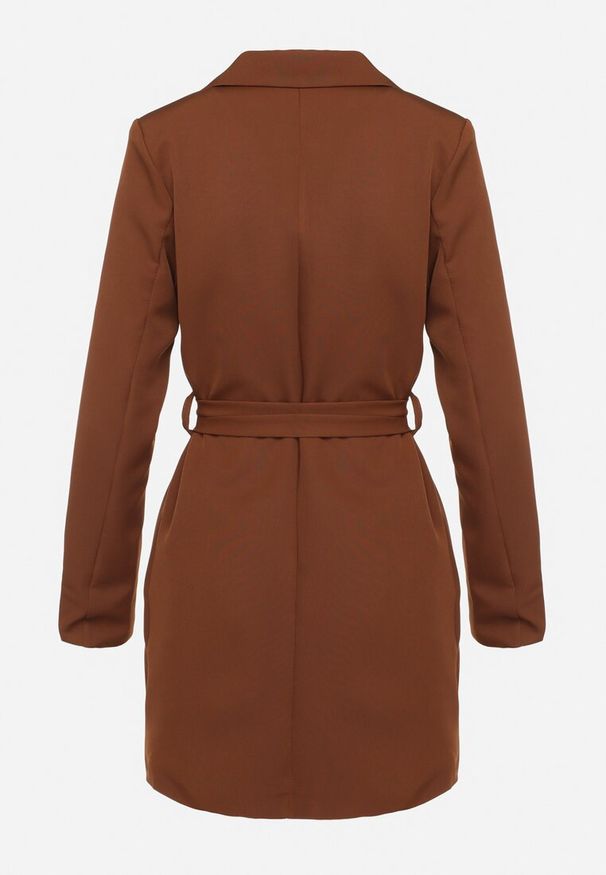 Born2be - Brązowa Sukienkowa Marynarka z Paskiem w Talii Saathvika. Okazja: na co dzień, na spotkanie biznesowe. Kolor: brązowy. Materiał: jeans, poliester. Styl: klasyczny, casual, biznesowy, elegancki