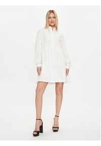 YAS Sukienka koszulowa Tia 26032815 Biały Regular Fit. Kolor: biały. Materiał: bawełna. Typ sukienki: koszulowe #6