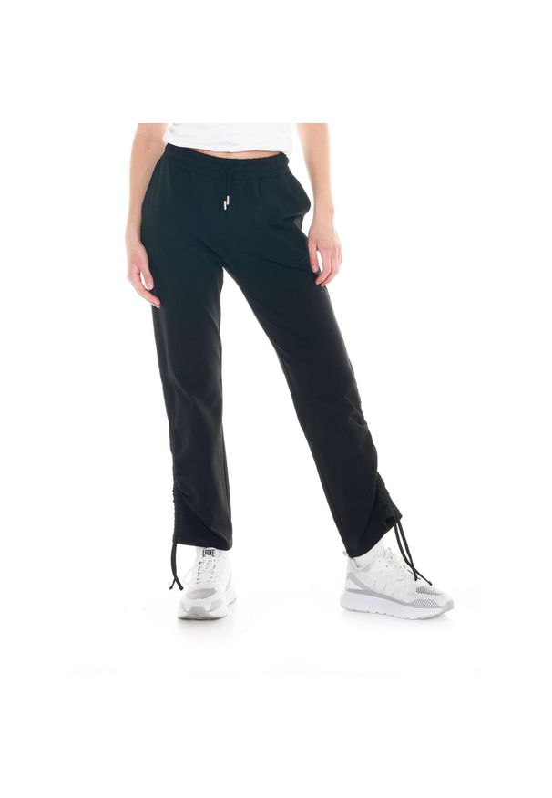 LEONE 1947 APPAREL - Cristal Shine zgromadziła damskie joggery. Kolor: czarny. Materiał: tkanina. Sport: fitness