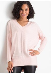 bonprix - Sweter oversize w prążek. Kolor: różowy. Długość: długie. Wzór: prążki #1
