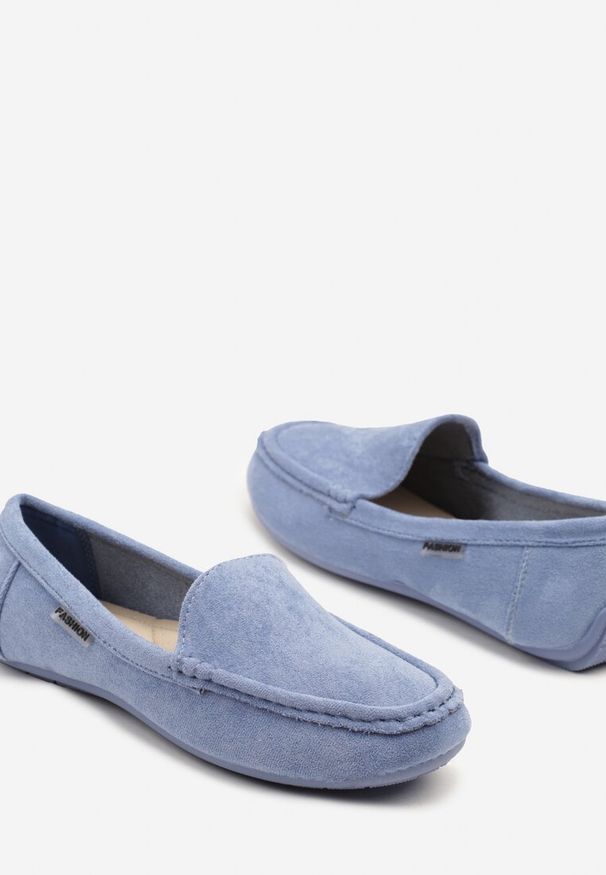 Born2be - Granatowe Mokasyny z Imitacji Zamszu z Ozdobnymi Przeszyciami Zeolira. Okazja: na co dzień. Kolor: niebieski. Materiał: zamsz. Obcas: na obcasie. Styl: elegancki, casual. Wysokość obcasa: niski