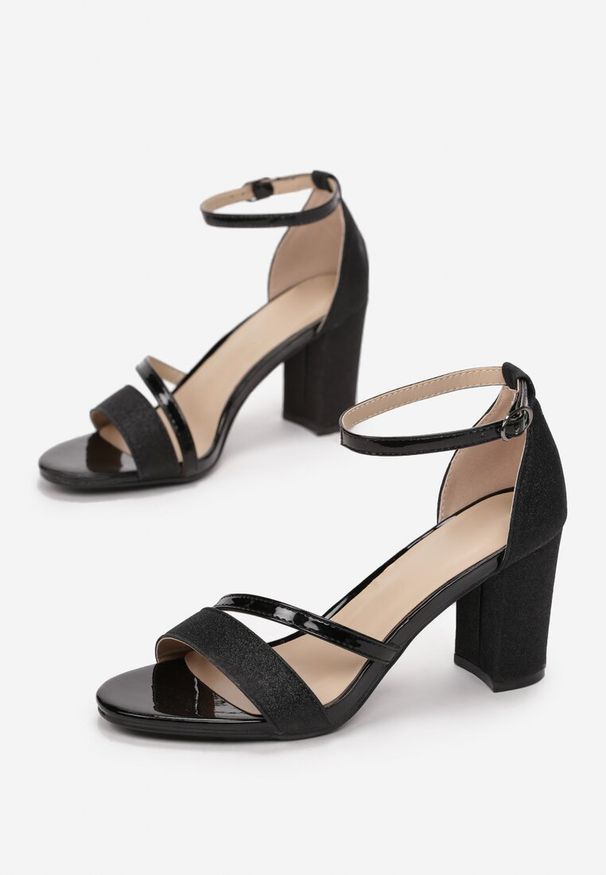 Born2be - Czarne Sandały Kleonoire. Okazja: na ślub cywilny, na wesele, na imprezę. Zapięcie: pasek. Kolor: czarny. Obcas: na obcasie. Styl: wizytowy. Wysokość obcasa: średni