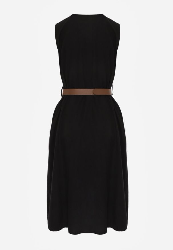 Born2be - Czarna Taliowana Sukienka z Bawełną i Wiskozą Ozdobiona Paskiem Luven. Okazja: na co dzień. Kolor: czarny. Materiał: wiskoza, bawełna. Wzór: aplikacja. Typ sukienki: proste. Styl: elegancki, casual