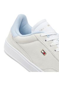 TOMMY HILFIGER - Tommy Hilfiger Sneakersy Heritage Court Sneaker FW0FW07890 Biały. Kolor: biały. Materiał: skóra, zamsz #7